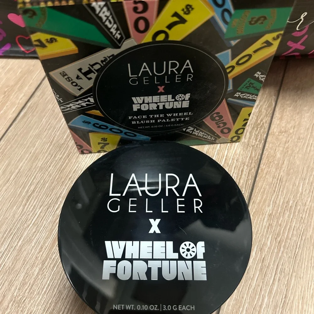 New in box Laura Geller Wheel of fortune Blush Palette - Picture 1 of 3